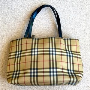 Burberry Nova Check purse